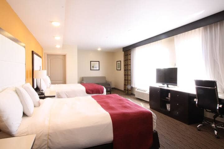 Room 10 of 47