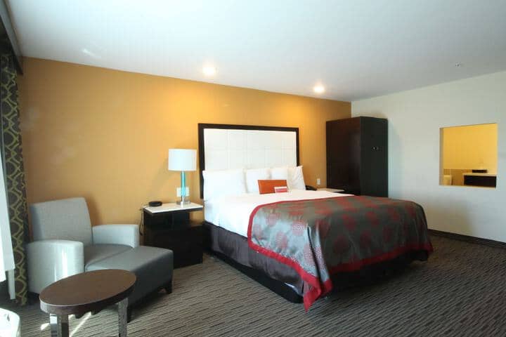 Room 9 of 47